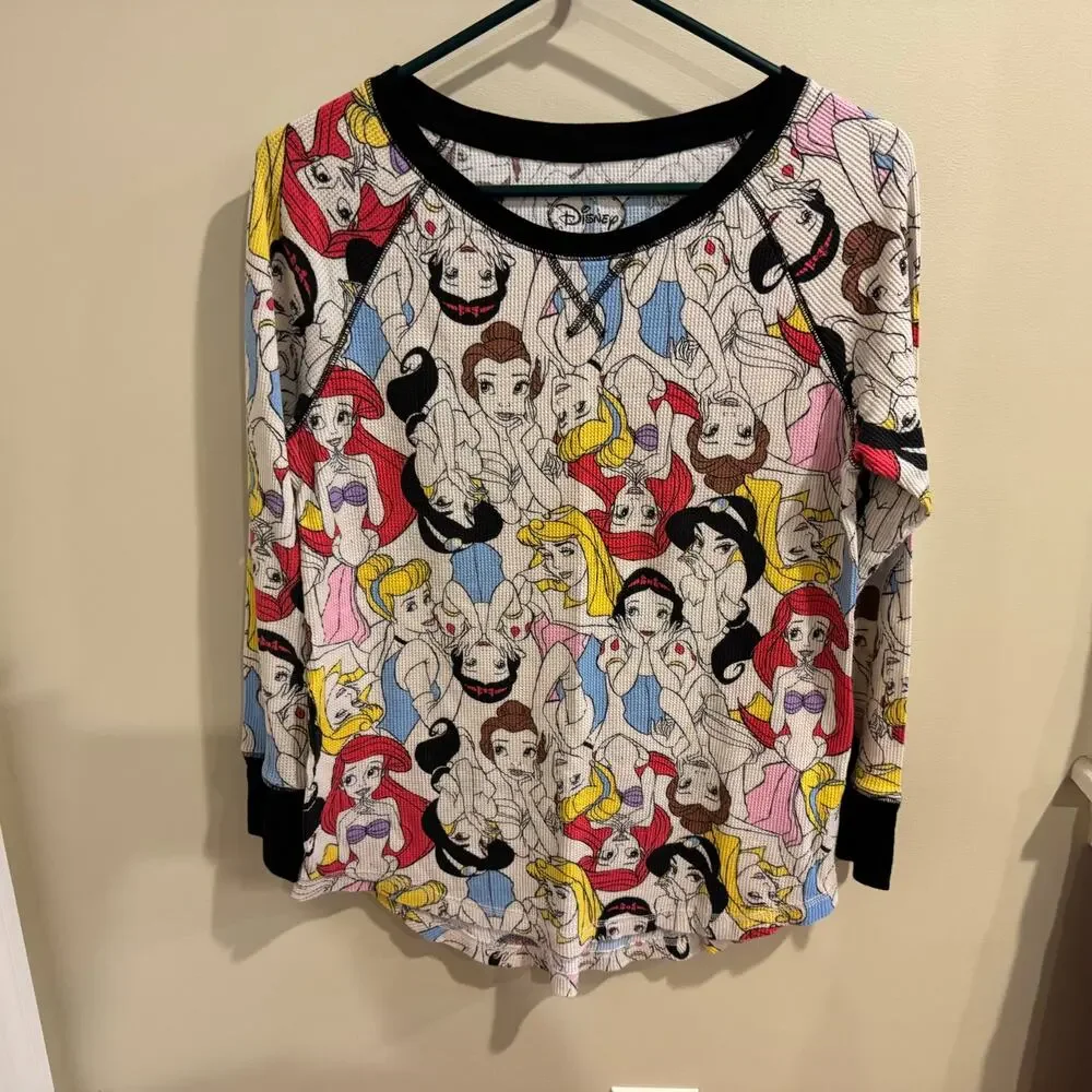 Disney Women’s Princess Waffle Knit Pajama Set Size Medium - Picture 2 of 8